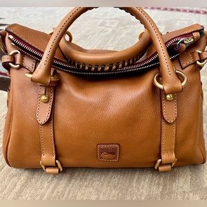 Dooney & Bourke Florentine Satchel in Natural
